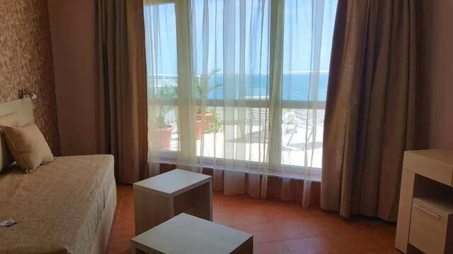 Отель Aphrodite Beach Hotel Несебр-6